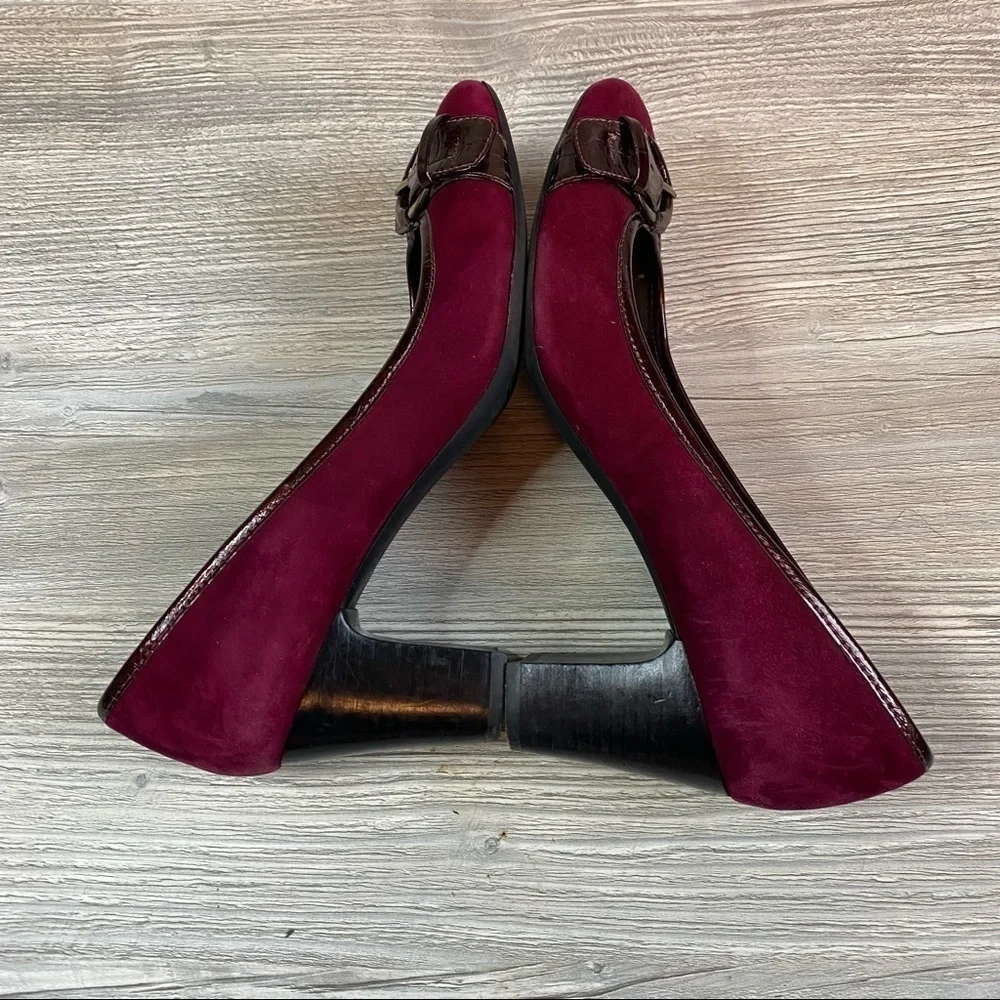 Woman’s Bandolino BDJasper suede chunky vintage look wood stacked heels size 8.5